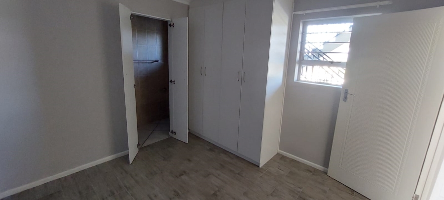 To Let 1 Bedroom Property for Rent in Van Der Stel Western Cape